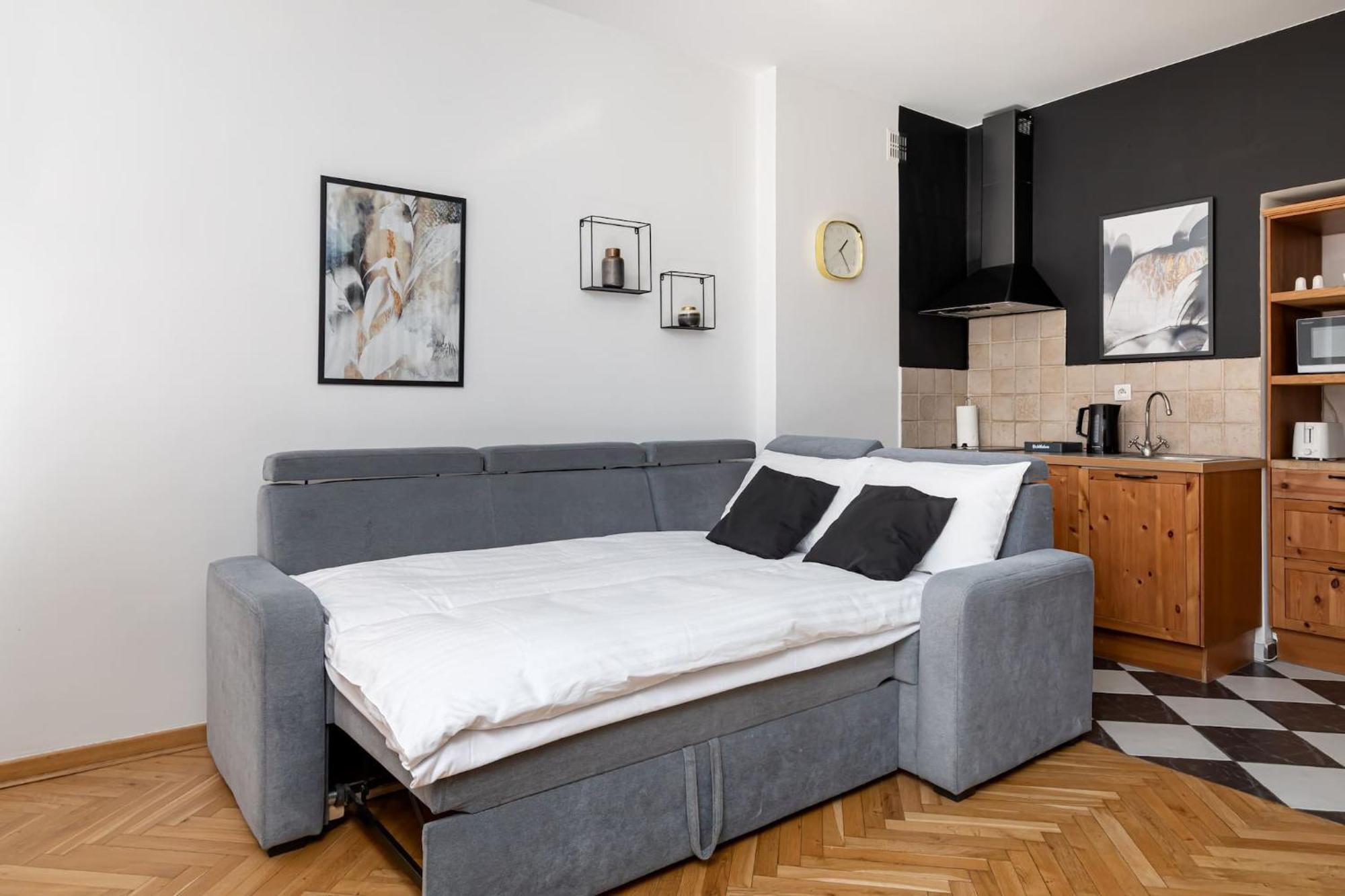 Fashioned Apartment Rycerska By Noclegi Renters Варшава Экстерьер фото