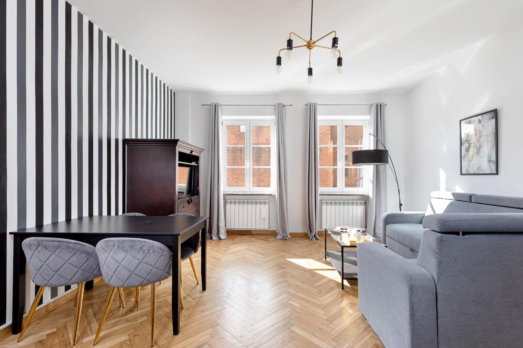 Fashioned Apartment Rycerska By Noclegi Renters Варшава Экстерьер фото
