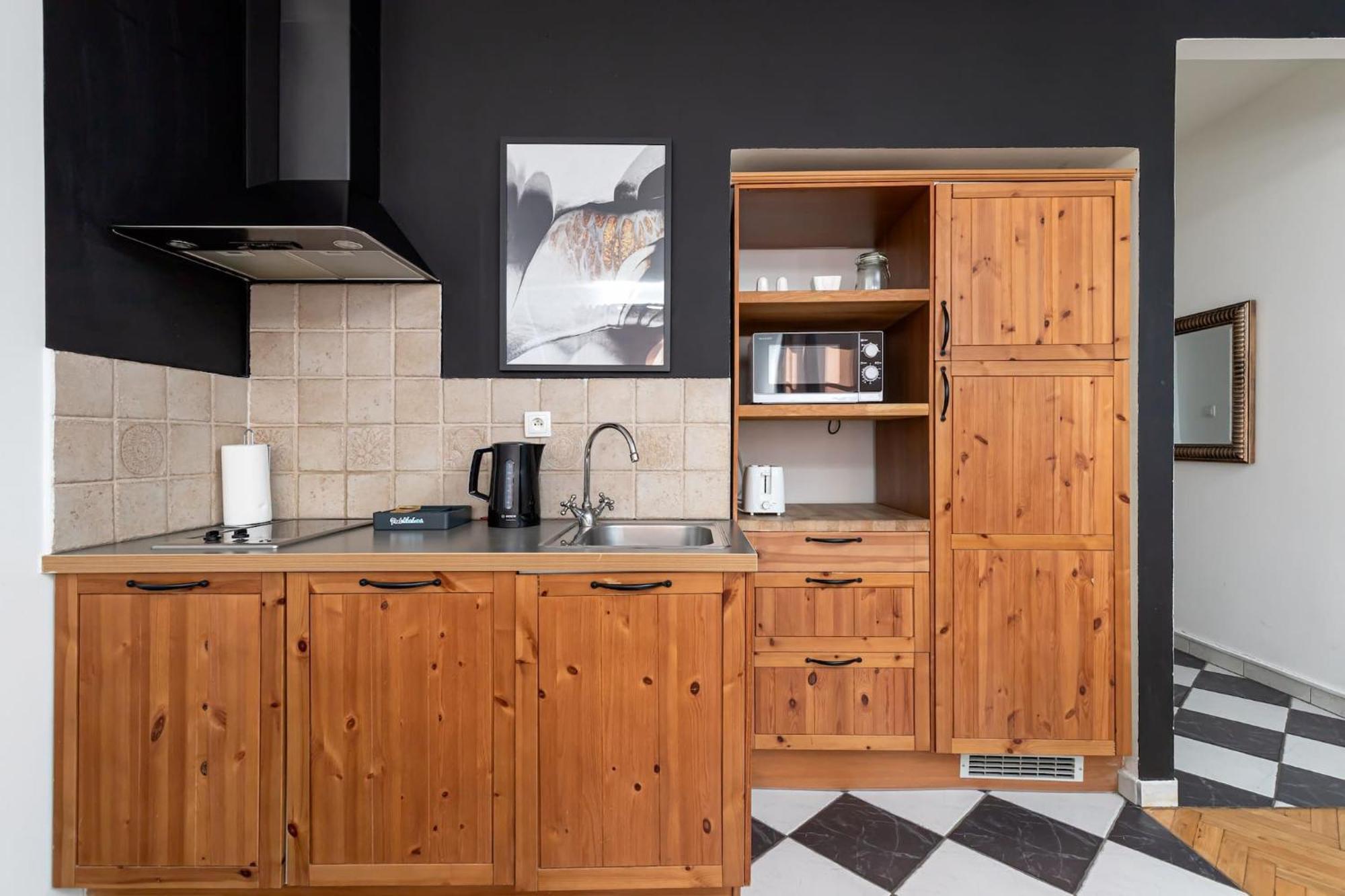 Fashioned Apartment Rycerska By Noclegi Renters Варшава Экстерьер фото